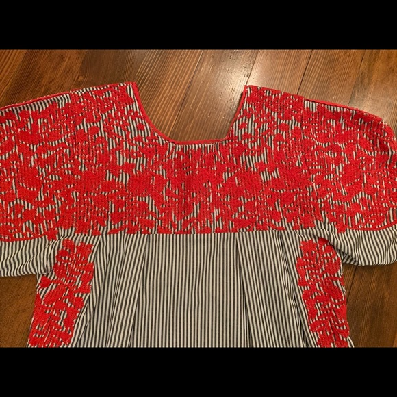 Colorful blouse - Picture 4 of 4